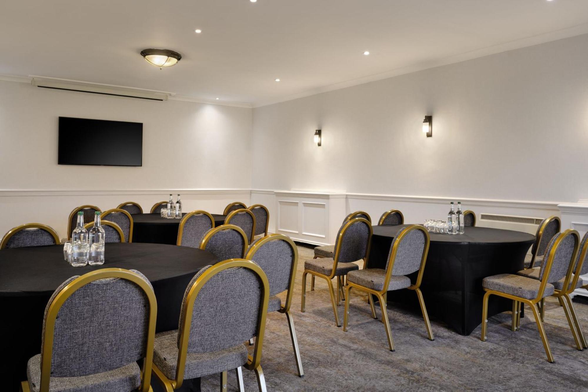 Delta Hotels By Marriott St Pierre Country Club Mathern Eksteriør bilde