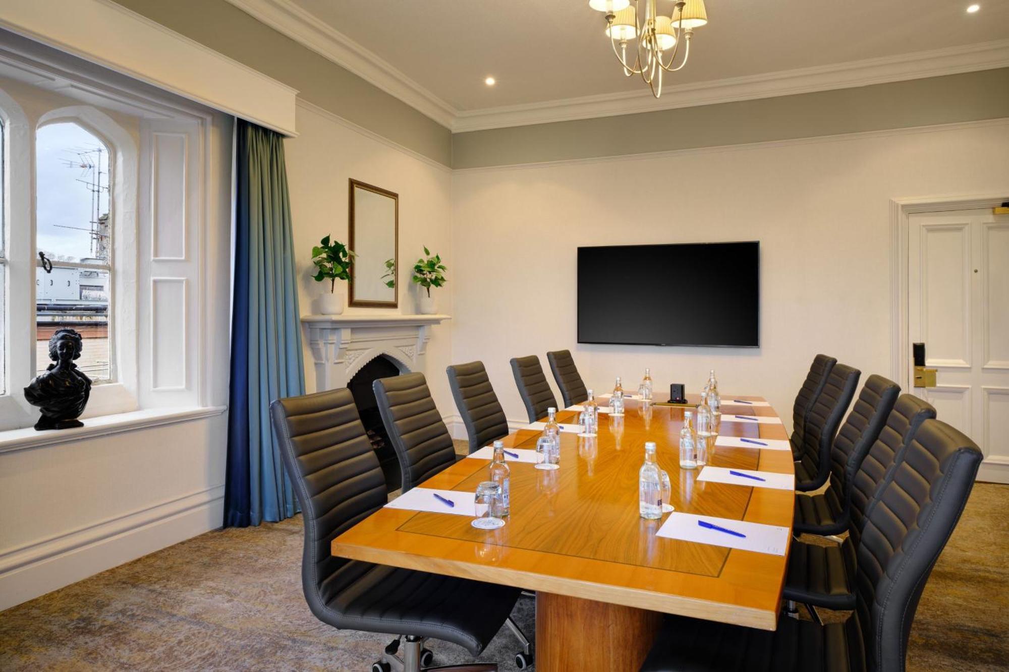 Delta Hotels By Marriott St Pierre Country Club Mathern Eksteriør bilde