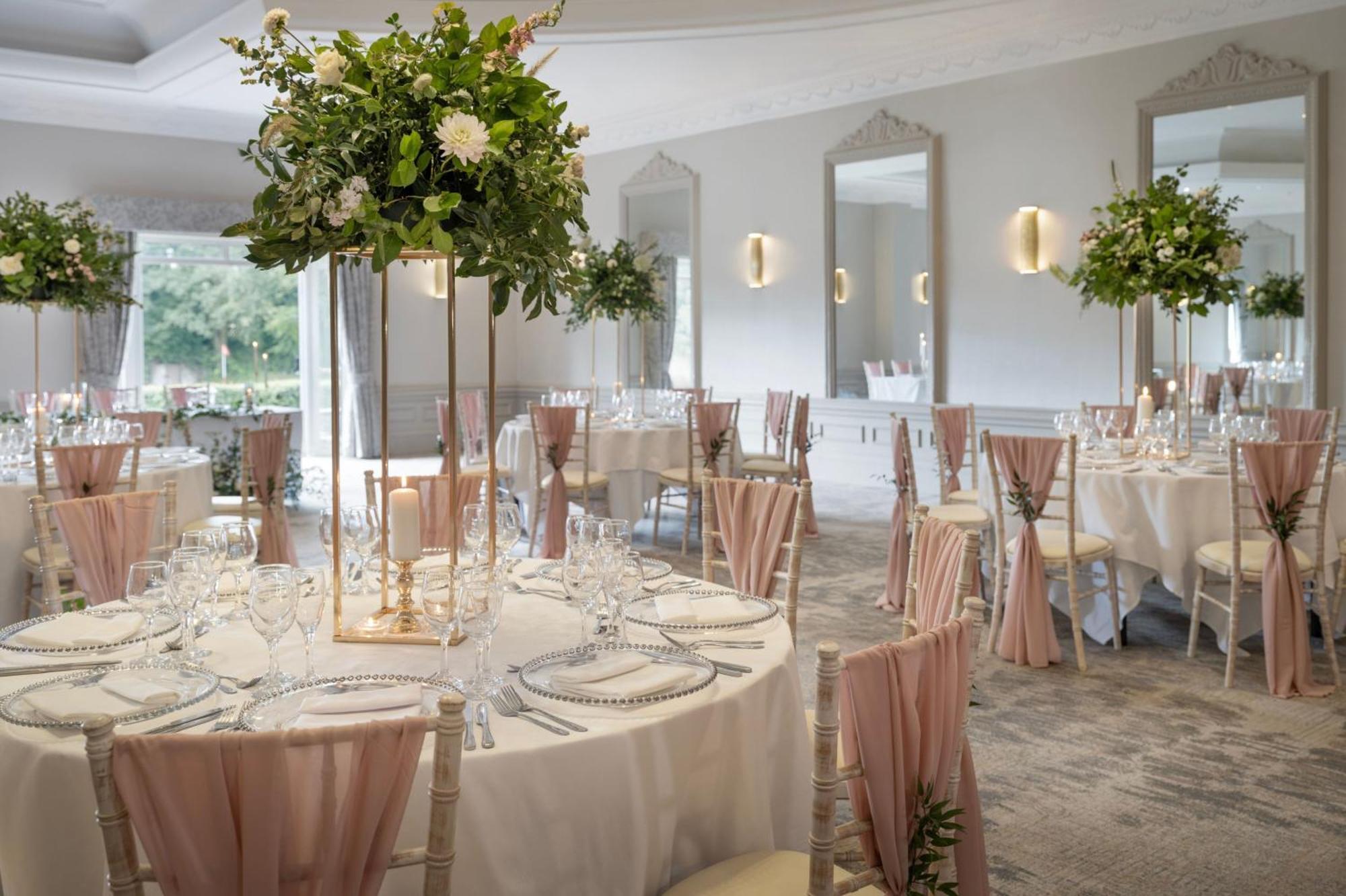 Delta Hotels By Marriott St Pierre Country Club Mathern Eksteriør bilde