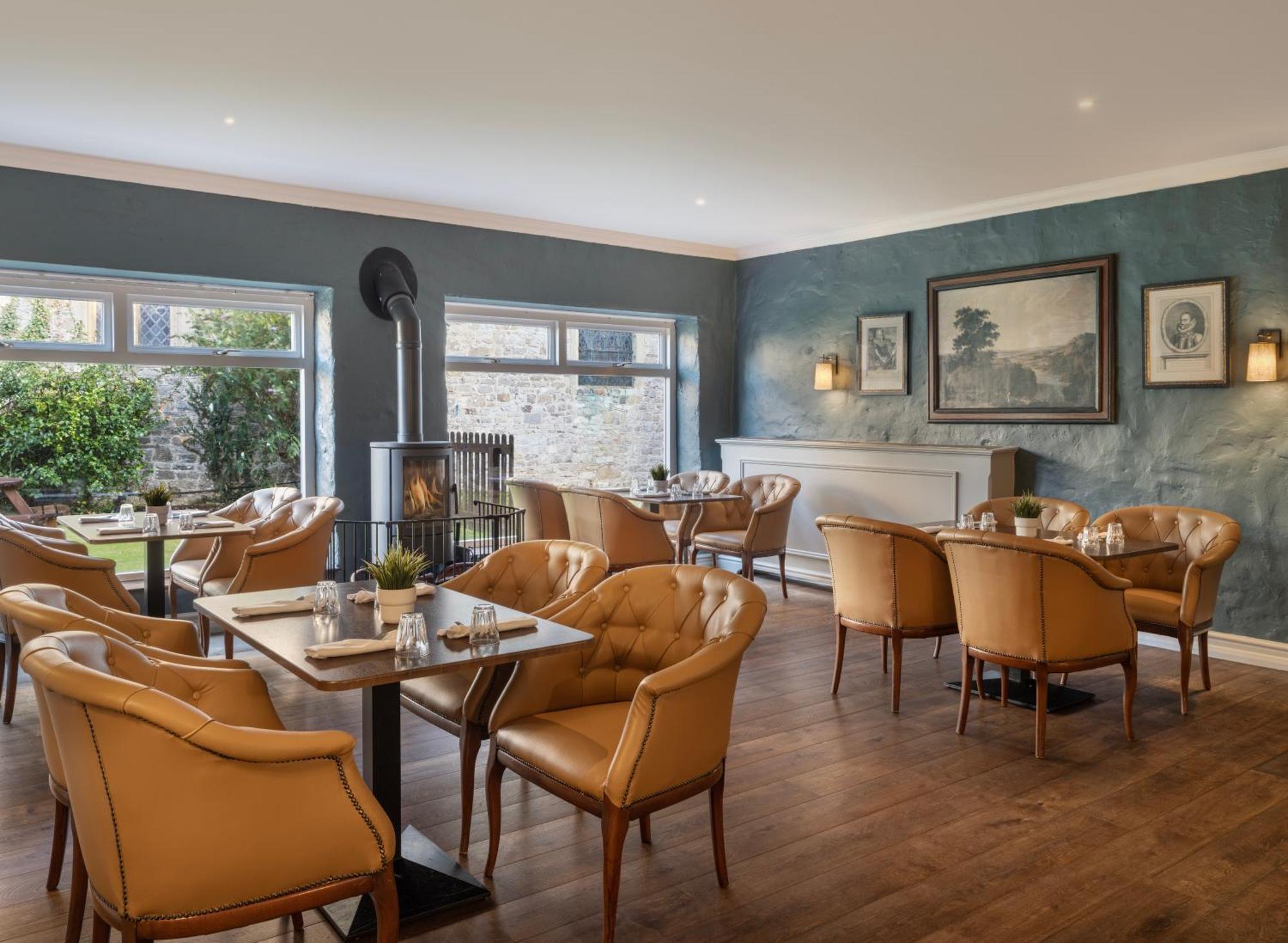 Delta Hotels By Marriott St Pierre Country Club Mathern Eksteriør bilde