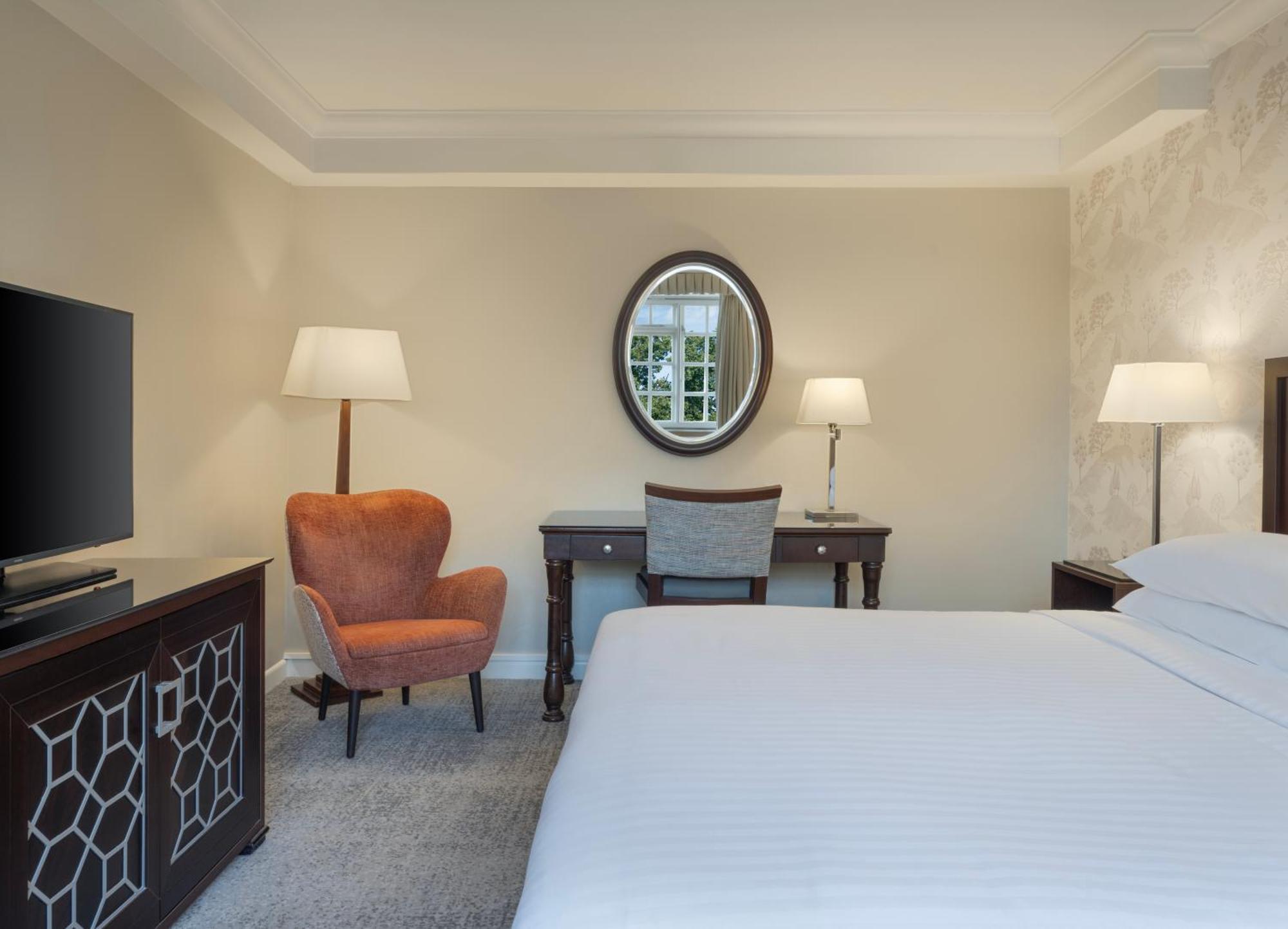 Delta Hotels By Marriott St Pierre Country Club Mathern Eksteriør bilde