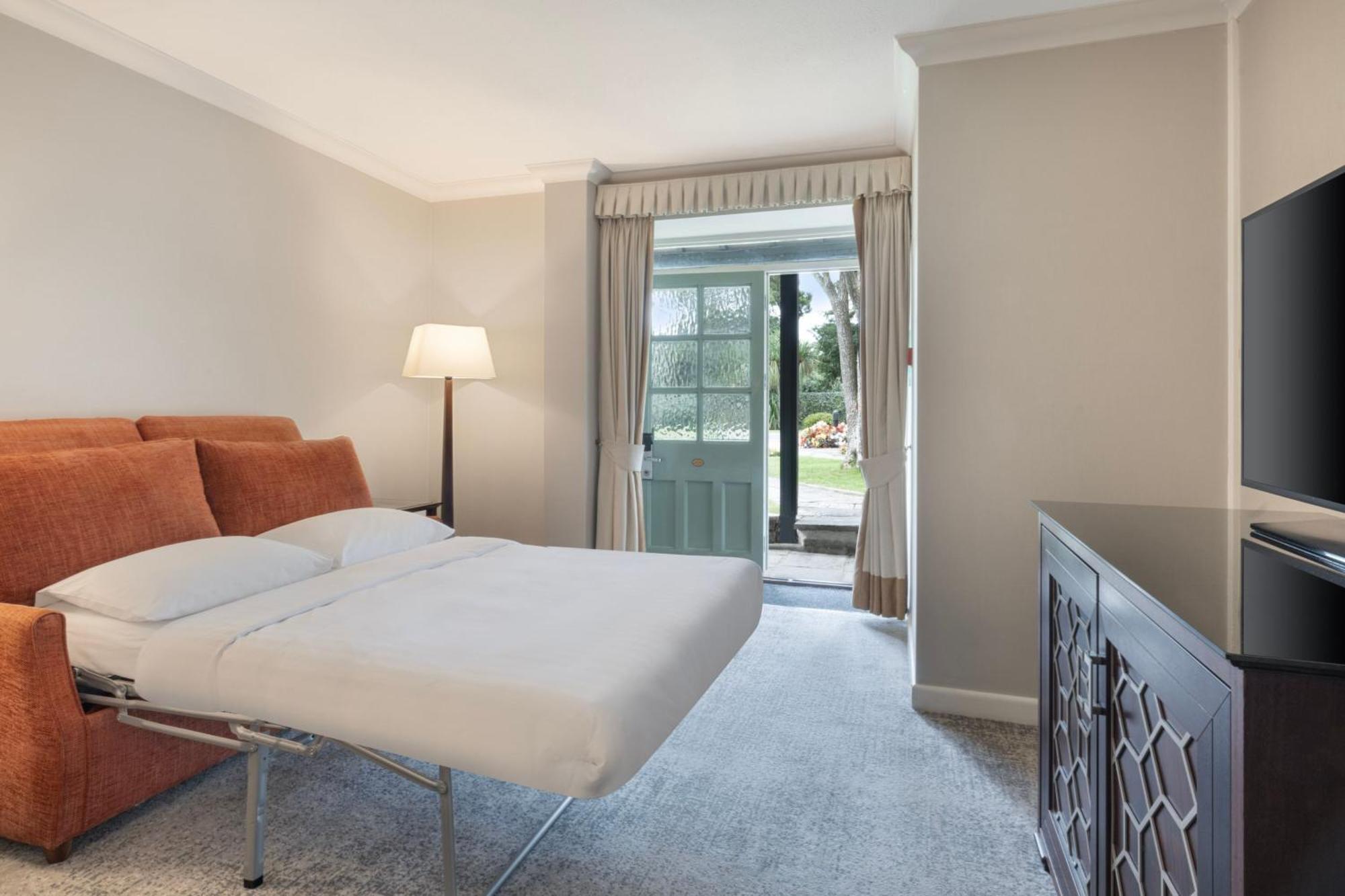 Delta Hotels By Marriott St Pierre Country Club Mathern Eksteriør bilde