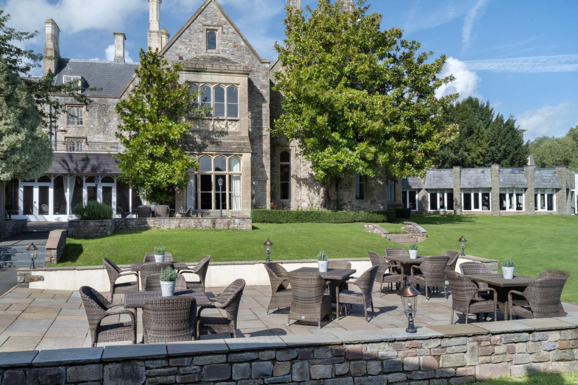 Delta Hotels By Marriott St Pierre Country Club Mathern Eksteriør bilde