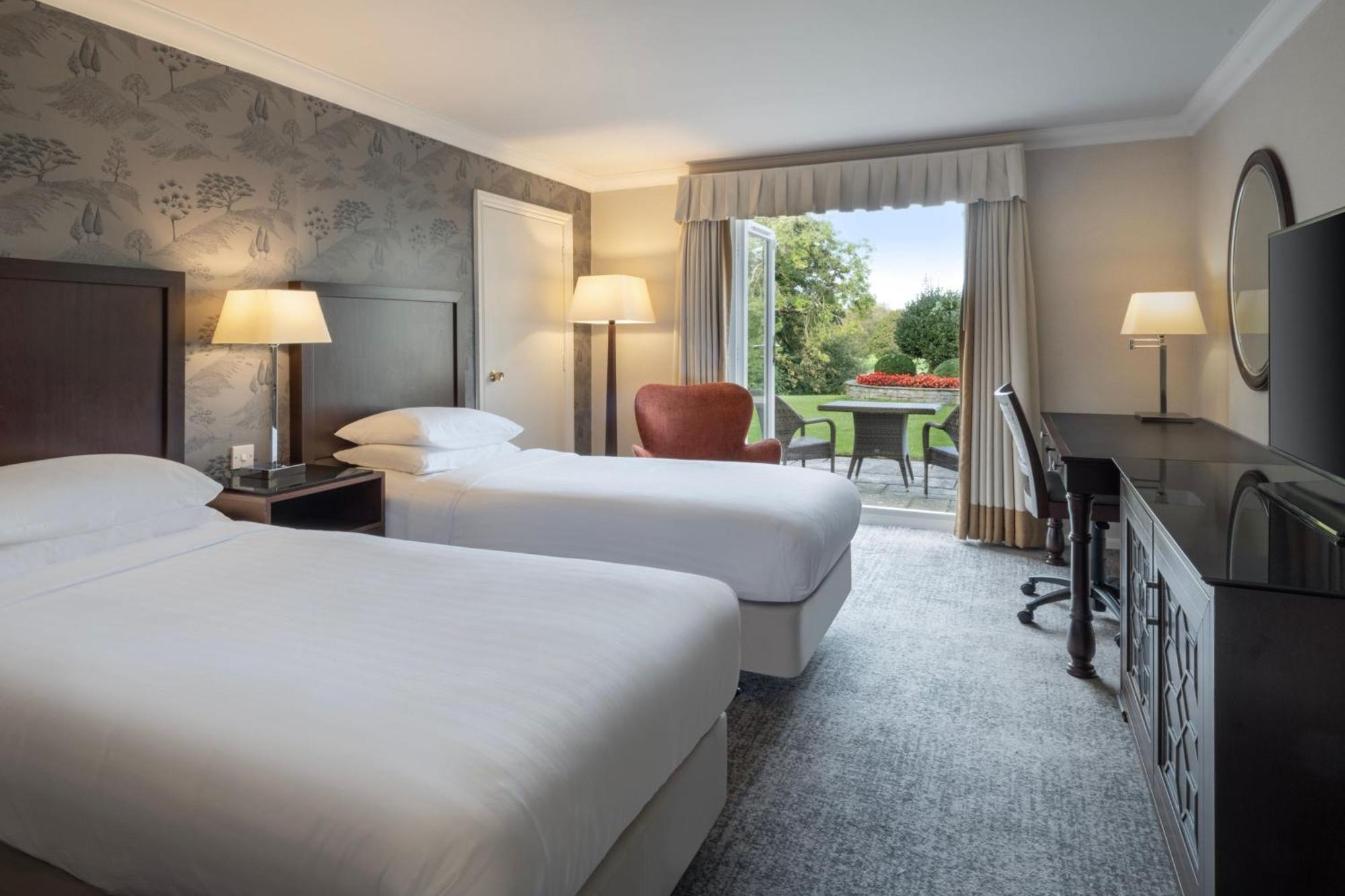 Delta Hotels By Marriott St Pierre Country Club Mathern Eksteriør bilde
